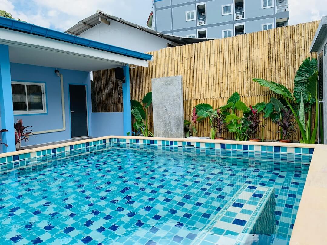 Tools, Techniques, and Scheduling for Pool Repairs Image